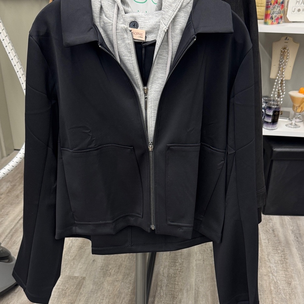 Hoodie x blazer